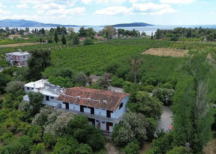 Christina Apartman *