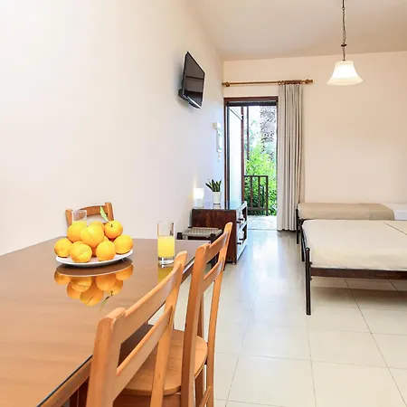 Christina Διαμέρισμα *