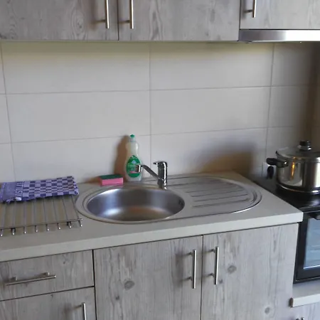 Διαμέρισμα Christina